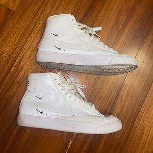 Nike blazer mid 77s